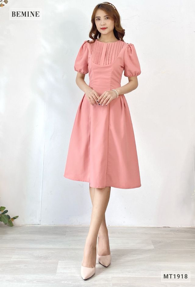 MT1918HONG - Đầm cổ tròn xếp ly ngực