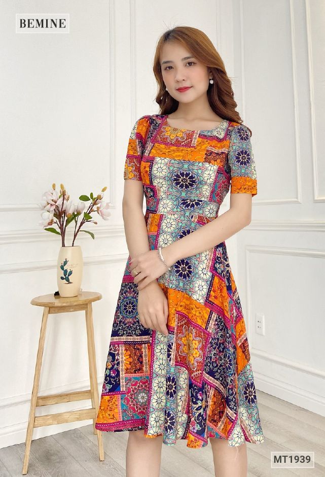 MT1939CAM - Đầm đơn giản họa tiết