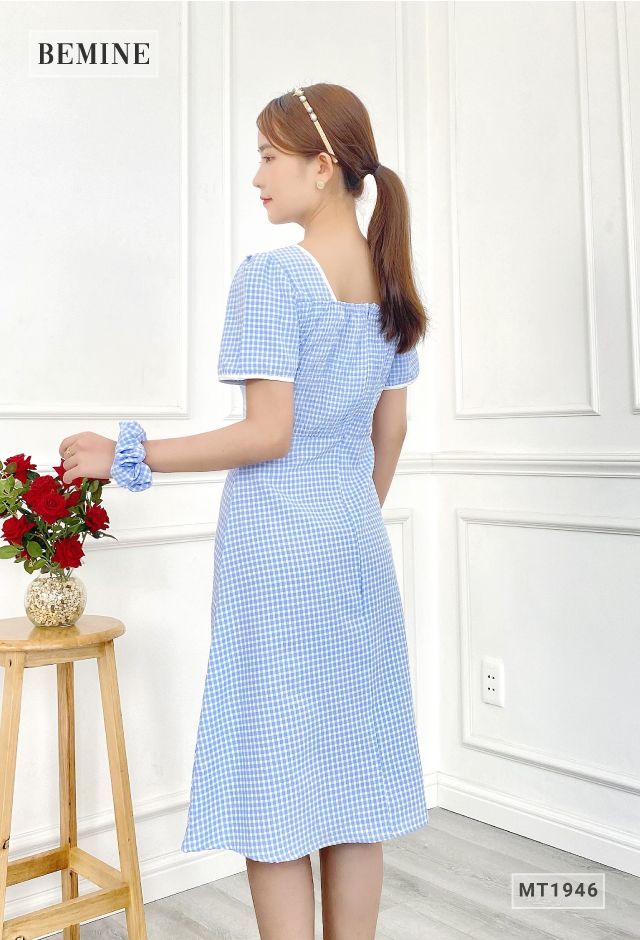 MT1946XANH - Đầm caro viên trắng 6 nút