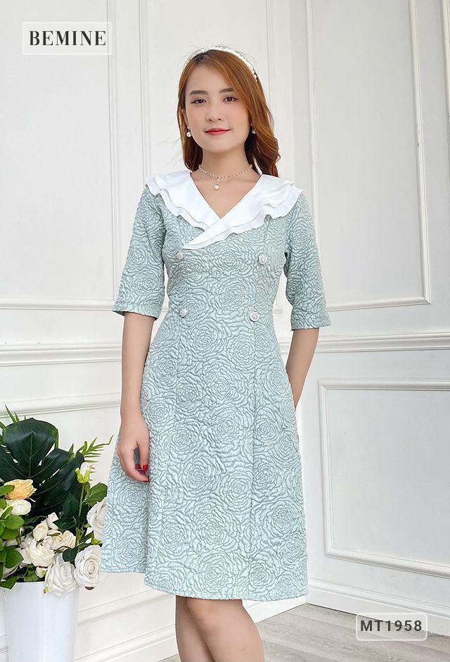 MT1958XANH - Đầm tapta hoa hồng tay lửng