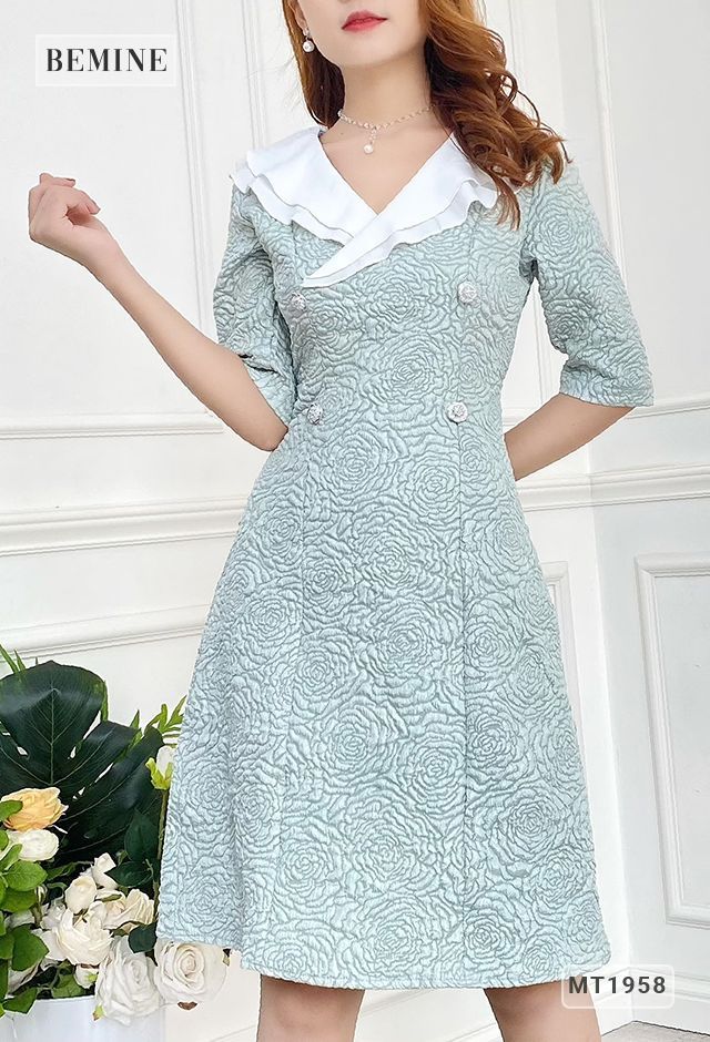 MT1958XANH - Đầm tapta hoa hồng tay lửng