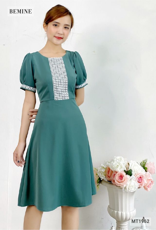MT1962XANH - Đầm ren ngực tay bồng phối ren