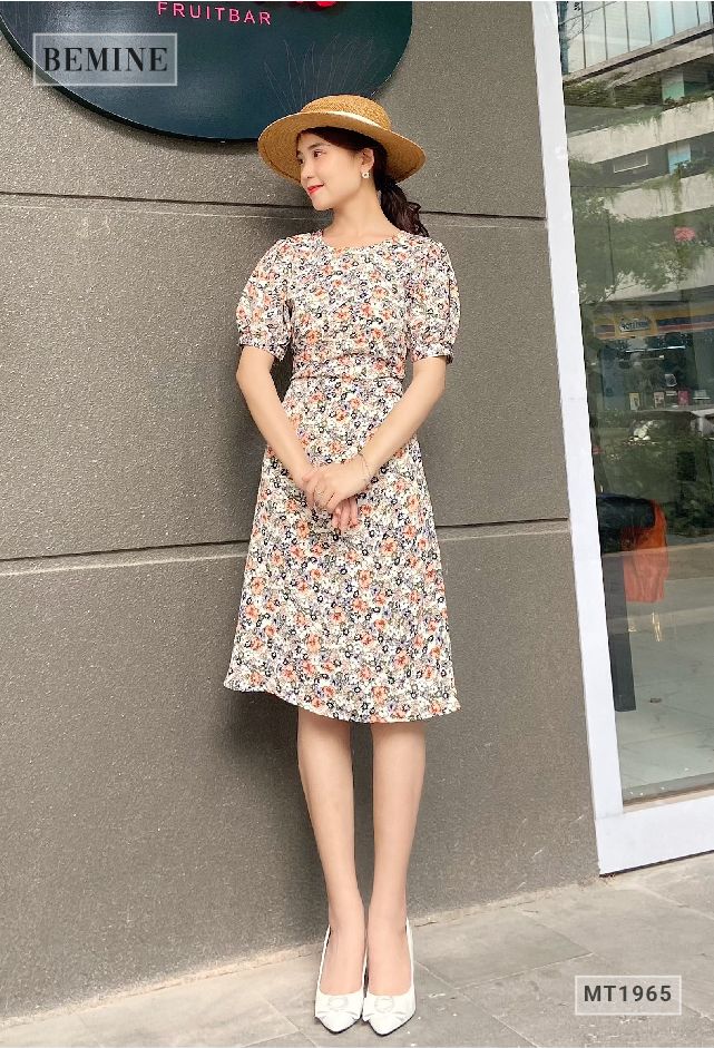 MT1965TRANG - Đâm hoa tay bồng xếp ly eo