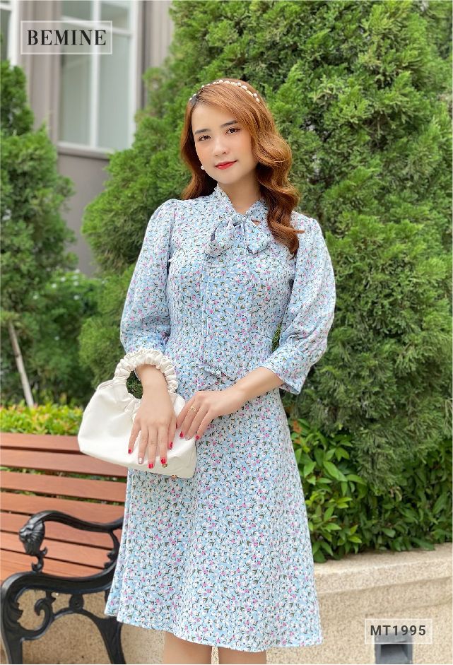 MT1995XANH - Đầm tay dài cổ thắt nơ tùng xòe