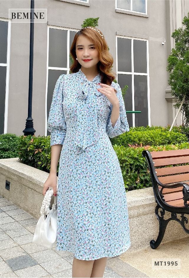 MT1995XANH - Đầm tay dài cổ thắt nơ tùng xòe
