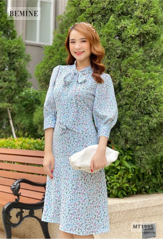 MT1995XANH - Đầm tay dài cổ thắt nơ tùng xòe