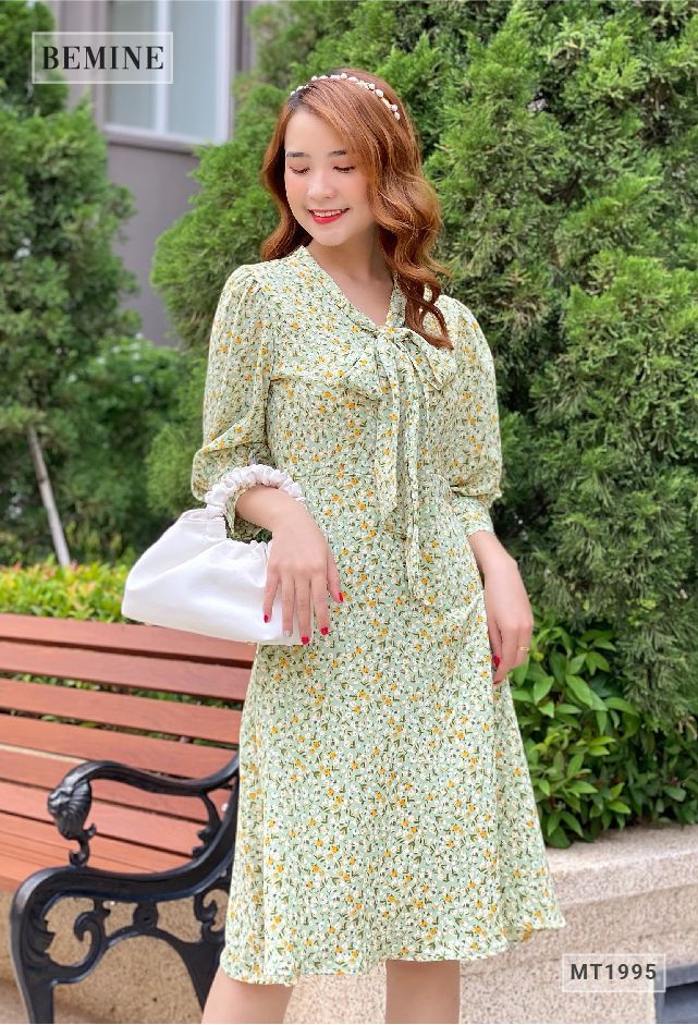 MT1995XANHLA - Đầm tay dài cổ thắt nơ tùng xòe