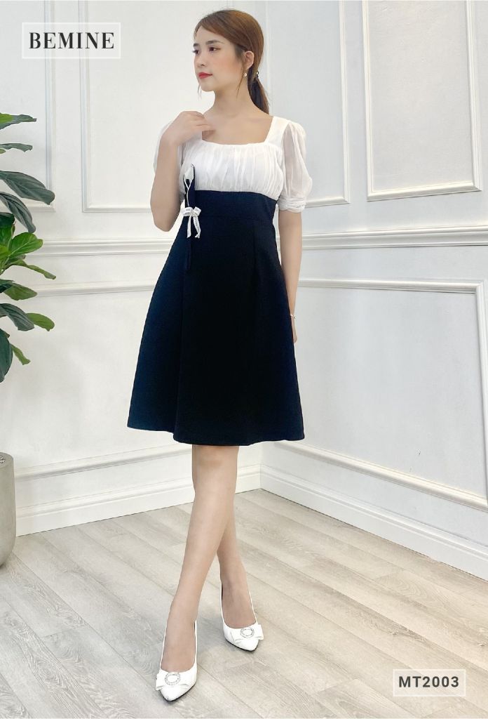 MT2003ĐEN - Đầm đen phối trắng cổ vuông