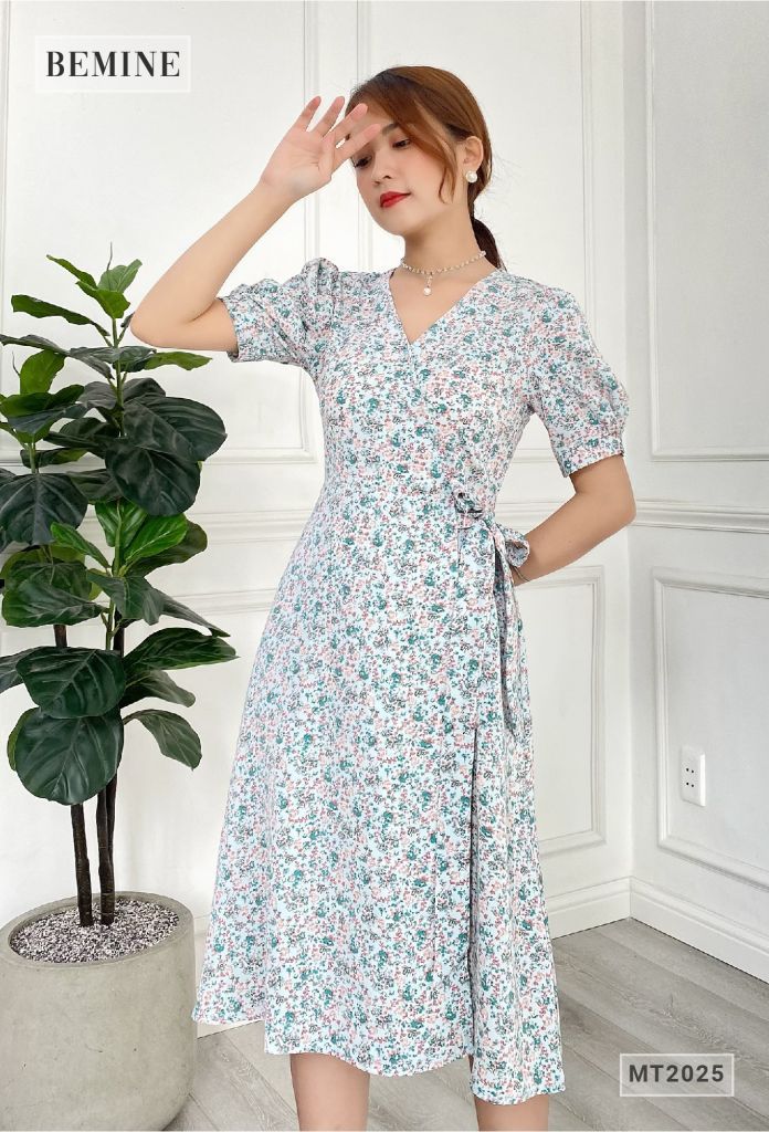 MT2025XANH - Đầm cổ chéo cột eo