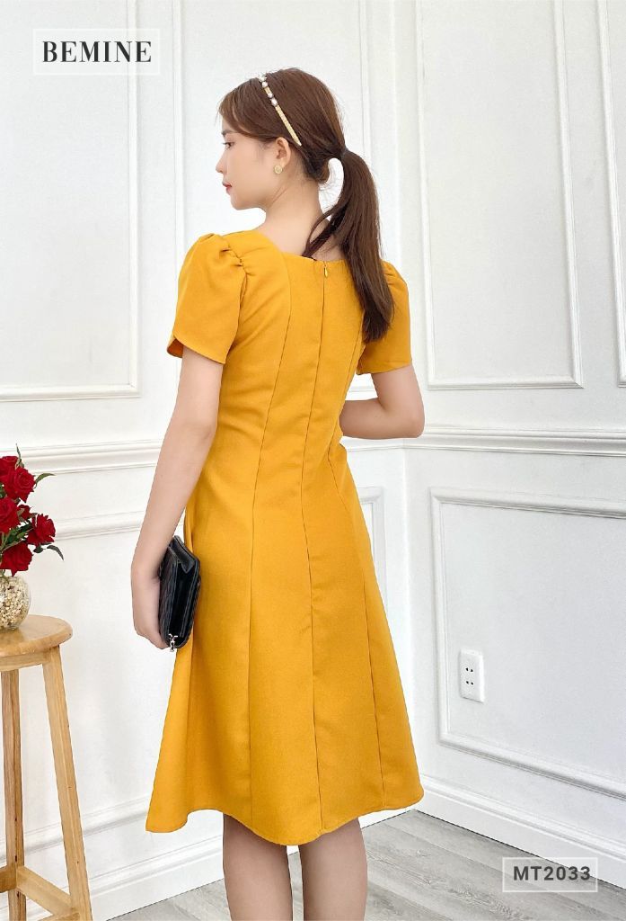 MT2033VANG - Đầm sếp ly ngực tùng xòe