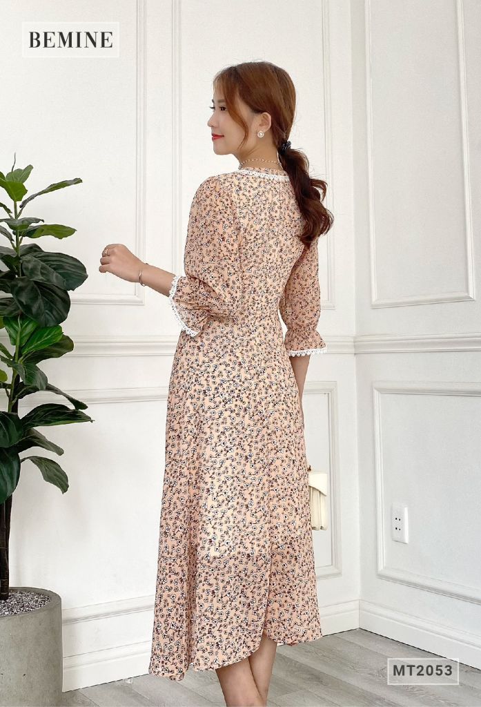 MT2053CAM - Đầm hoa tay dài ren cổ