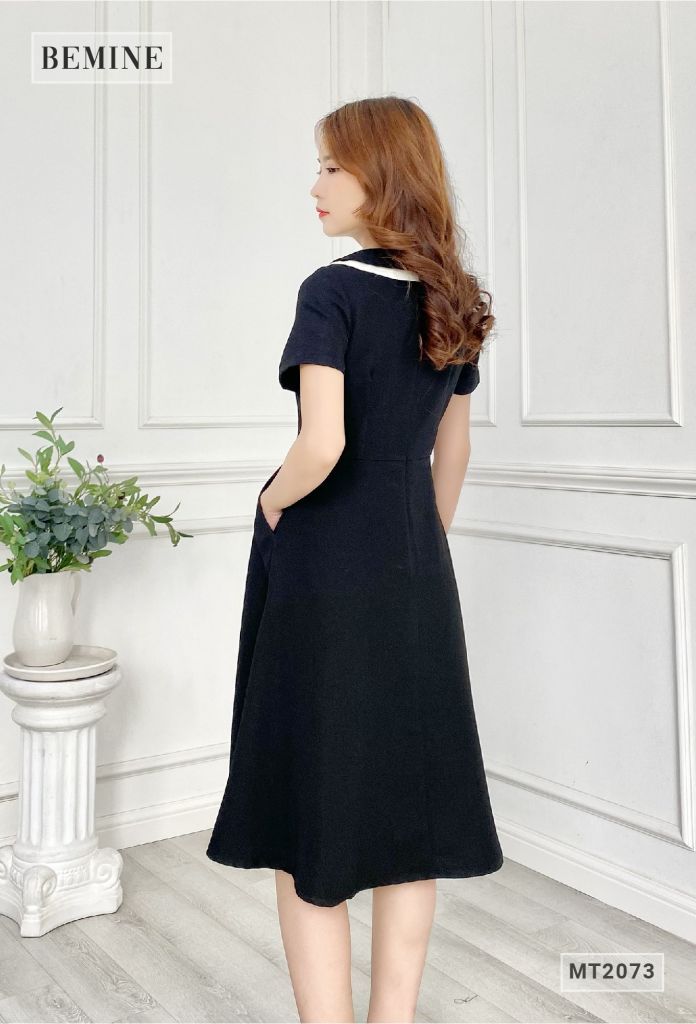 MT2073DEN - Đầm thanh lịch tay phồng đính nút