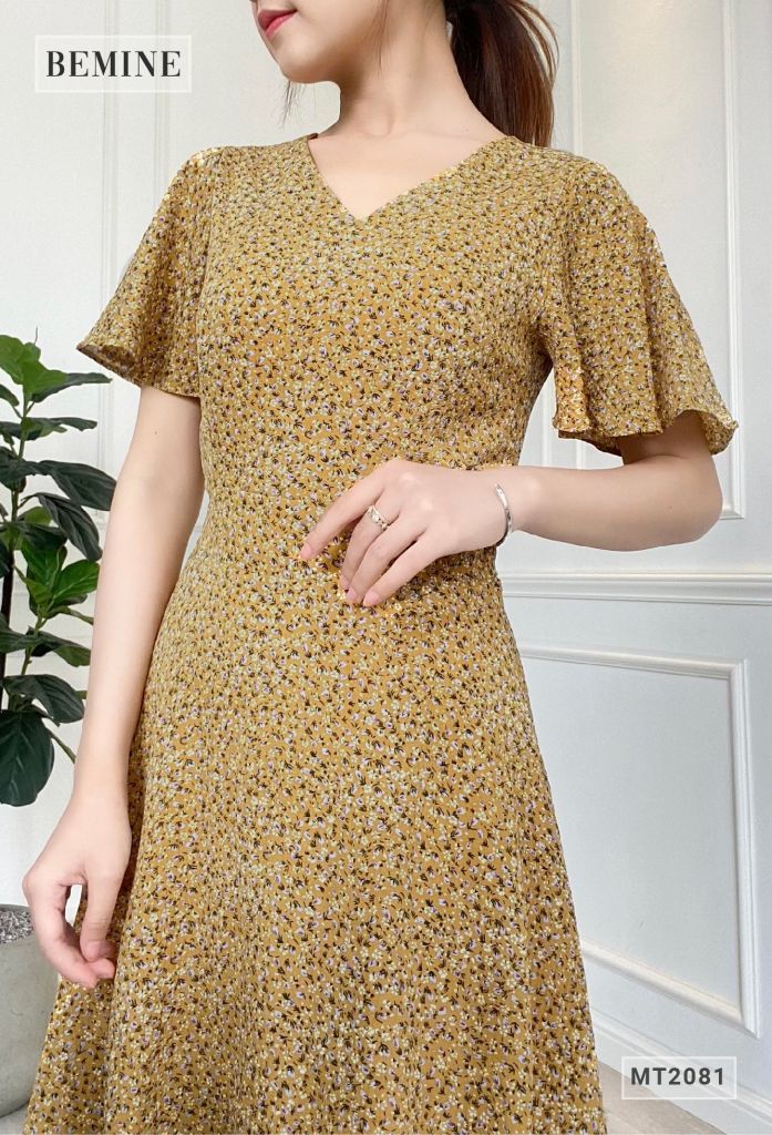 MT2081VANG - Đầm 2 tầng cổ chéo tay cánh tiên