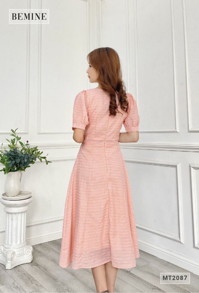 MT2087HONG - Đầm cổ vuông họa tiết caro nút ngực