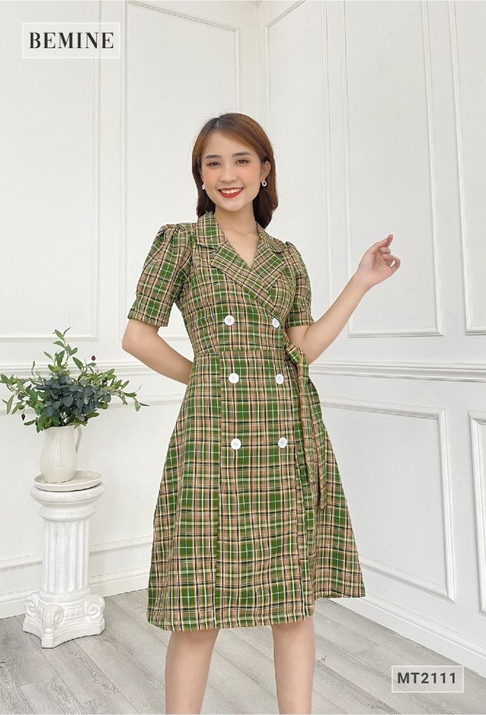 MT2111XANHLA - Đầm caro cổ vest cột nơ eo