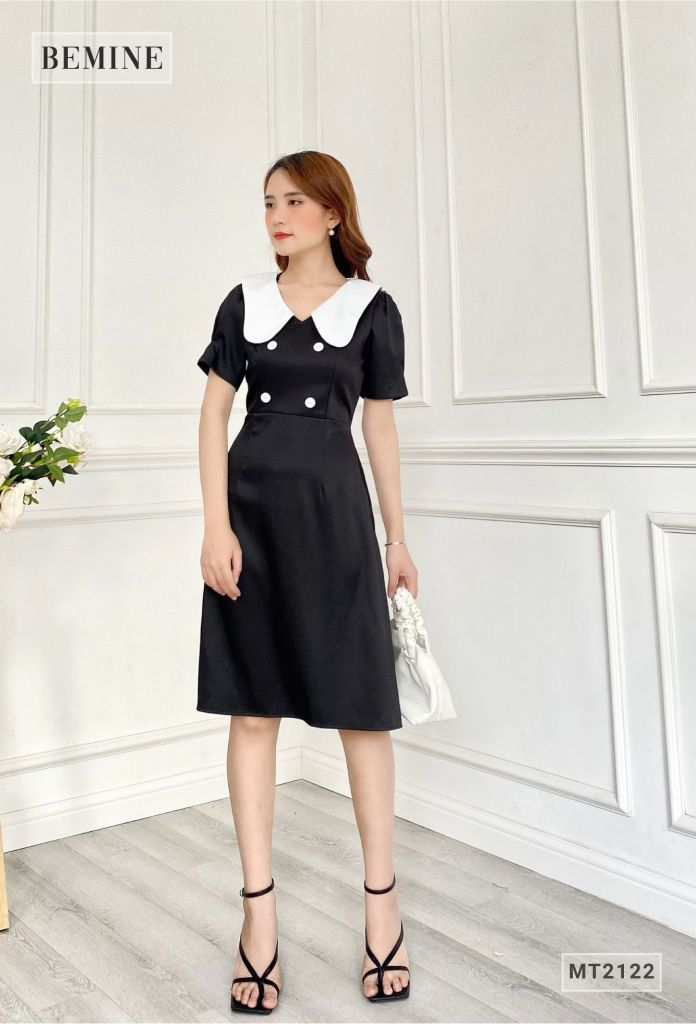 MT2122ĐEN - Đầm chữ A đính nút cổ phối