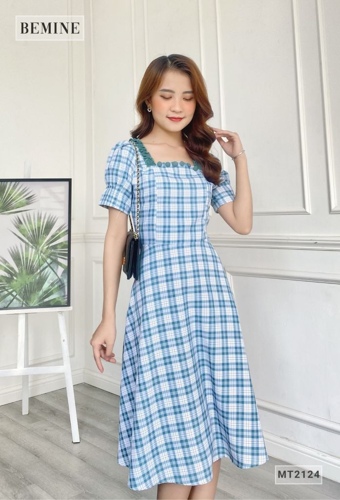 MT2124XANH - Đầm xòe phối cổ vuông nút đính