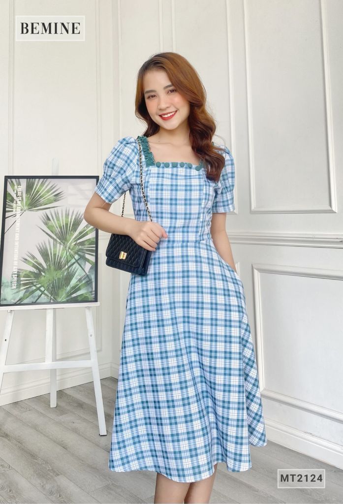 MT2124XANH - Đầm xòe phối cổ vuông nút đính