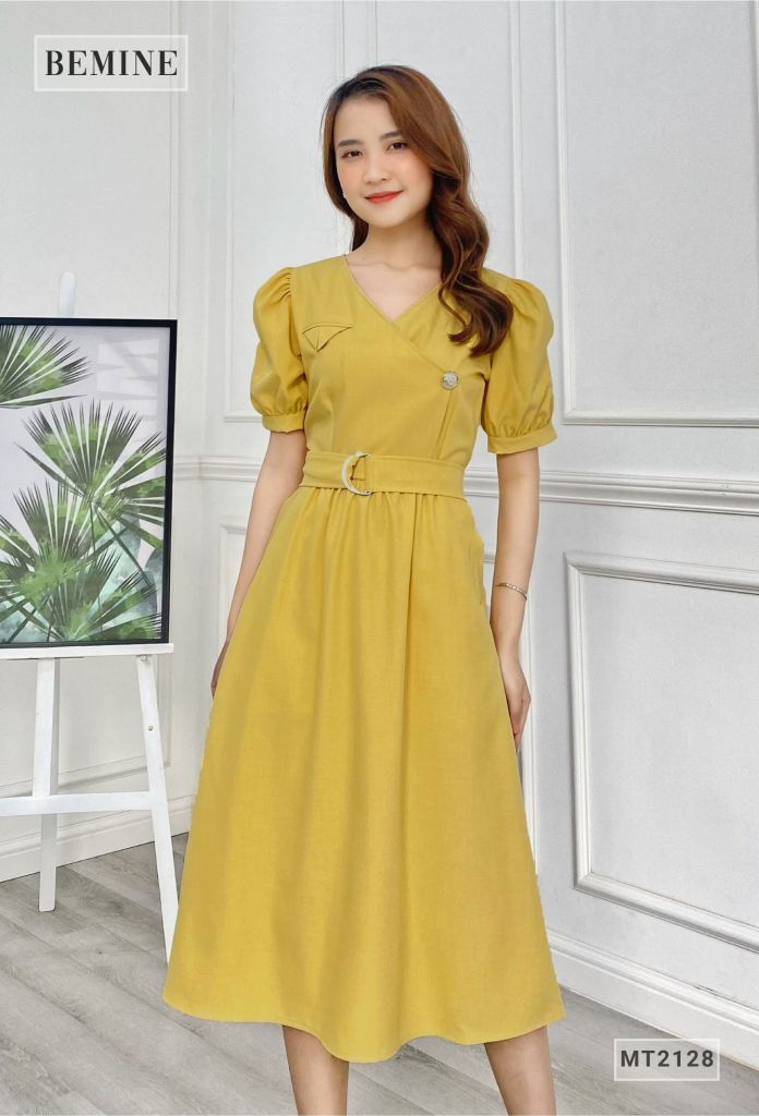 MT2128VANG - Đầm kiểu cổ chéo thắt đai eo