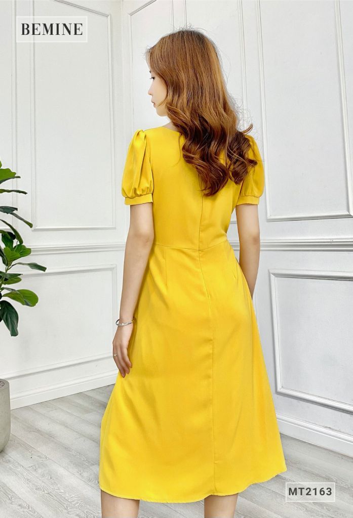 MT2163VANG - Đầm xòe phối cổ cột nơ