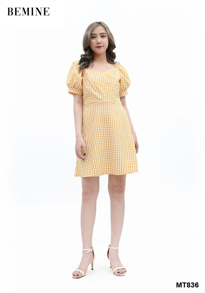 MT836 - Đầm caro xếp ly đắp chéo