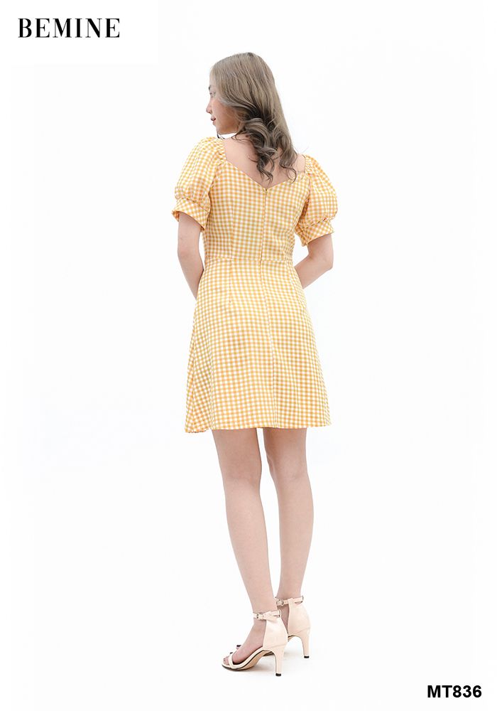 MT836 - Đầm caro xếp ly đắp chéo