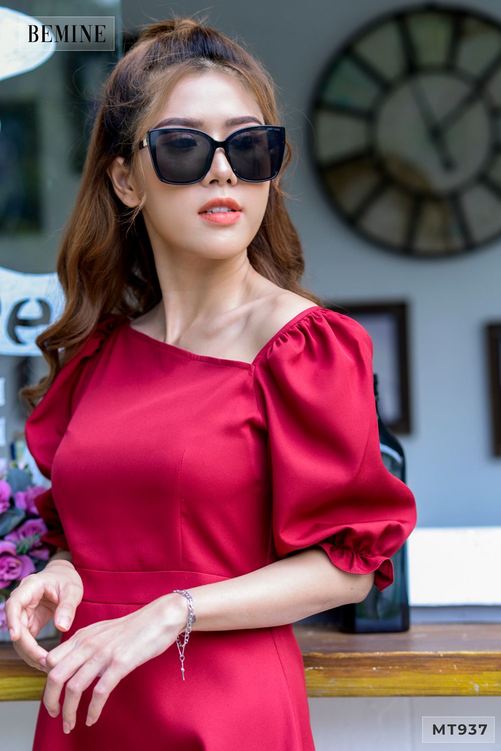 MT937DO - Đầm đỏ cổ chéo tay bồng