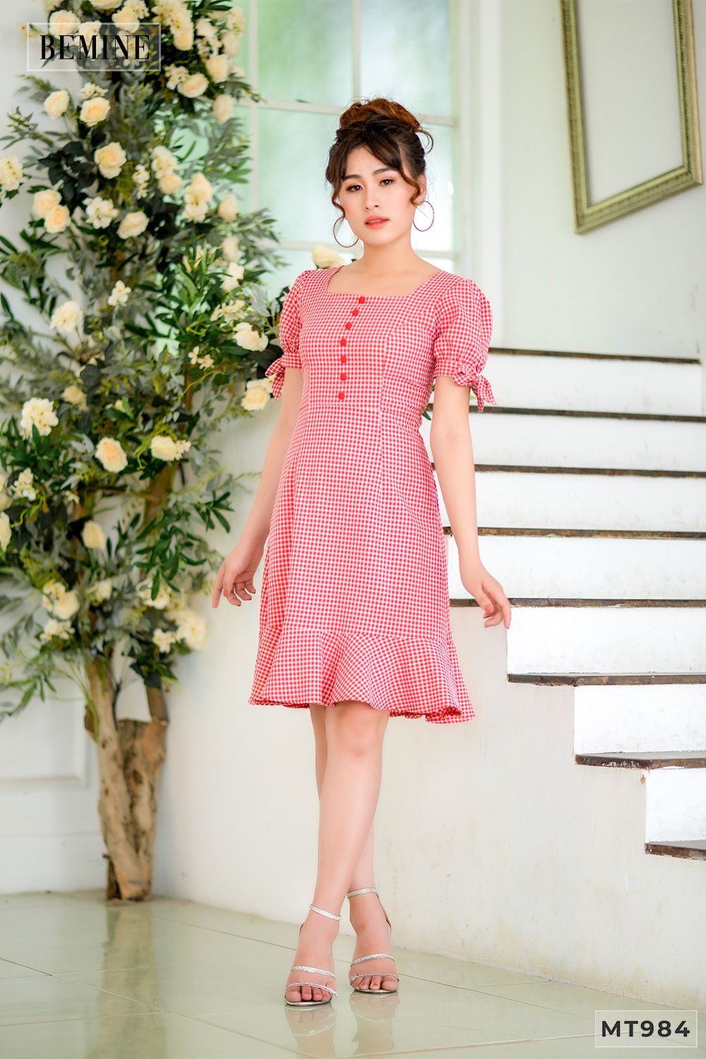 MT984DO - Đầm caro đỏ nơ tay