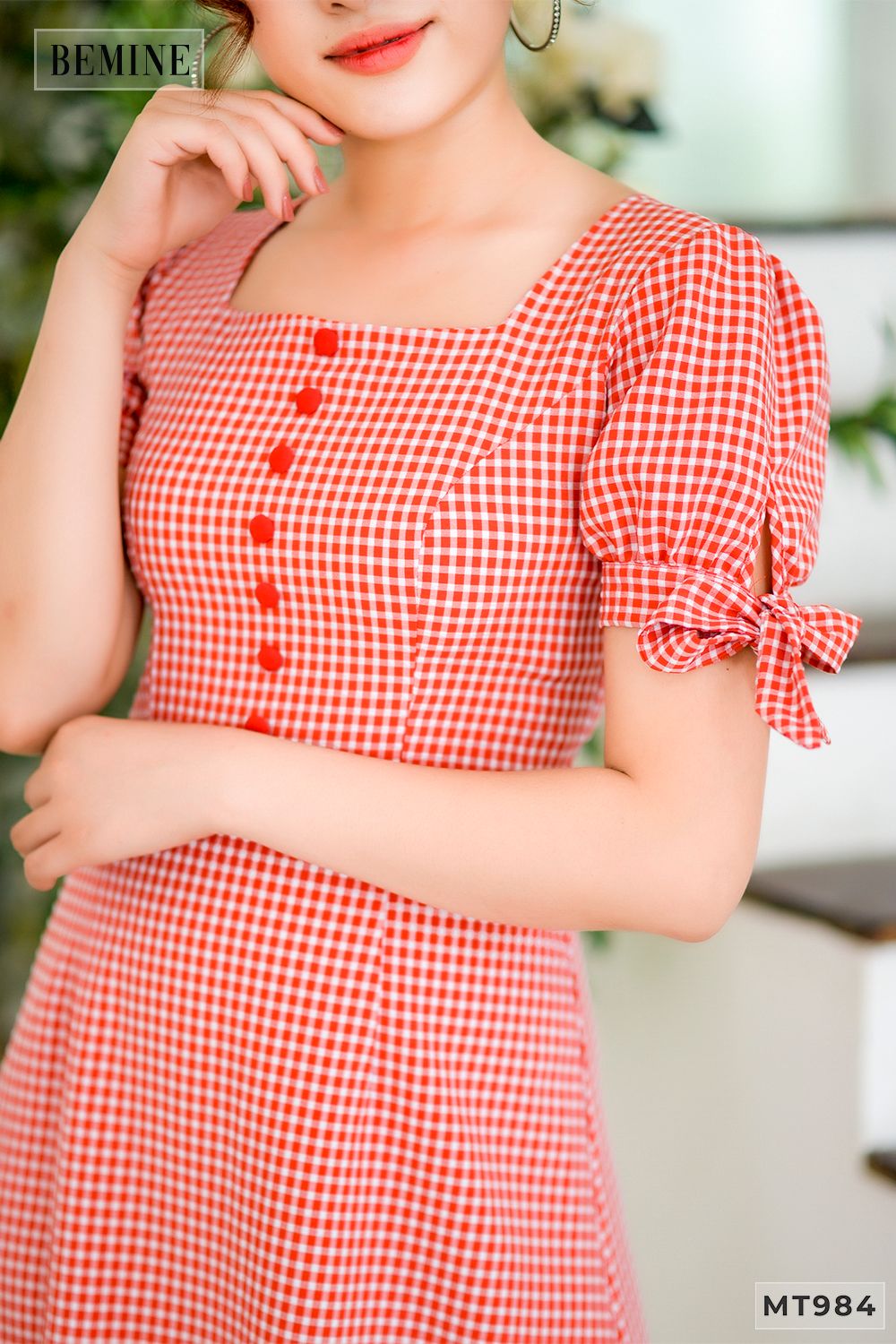 MT984DO - Đầm caro đỏ nơ tay