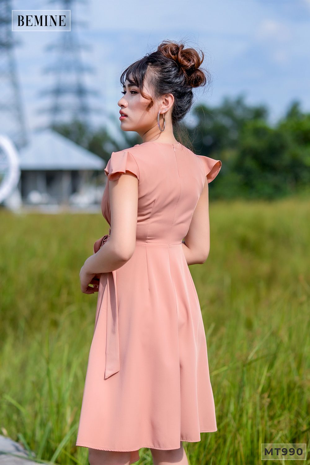 MT990HONG - Đầm hồng đính nút bên tay