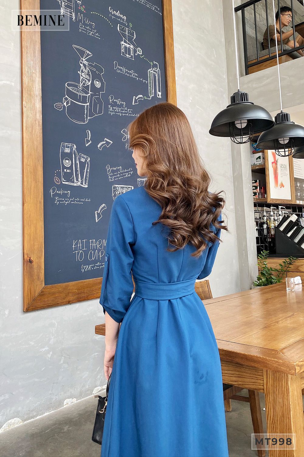 MT998XANH - Đầm xanh đáp ngực đính nút