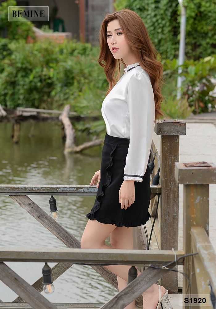A20TRANG - Aó cổ bèo phối viền đen đính châu