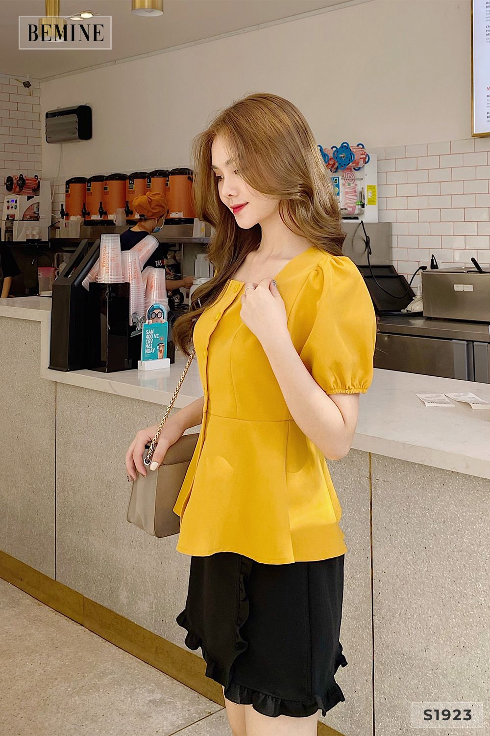 A23VANG - Áo tay phồng đuôi cá