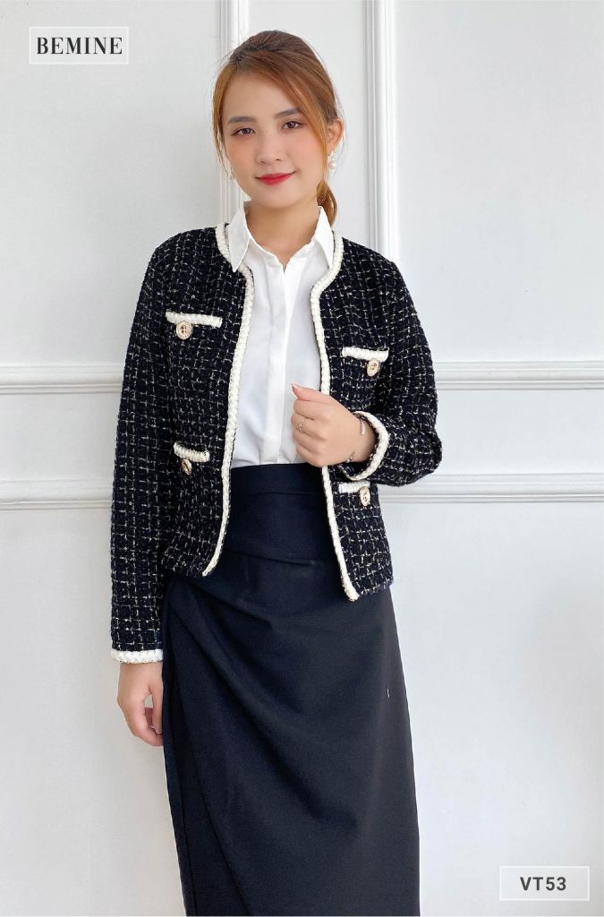 VT53DEN - Chân váy xếp ly đắp tà