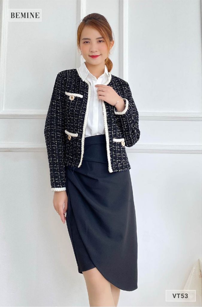 VT53DEN - Chân váy xếp ly đắp tà