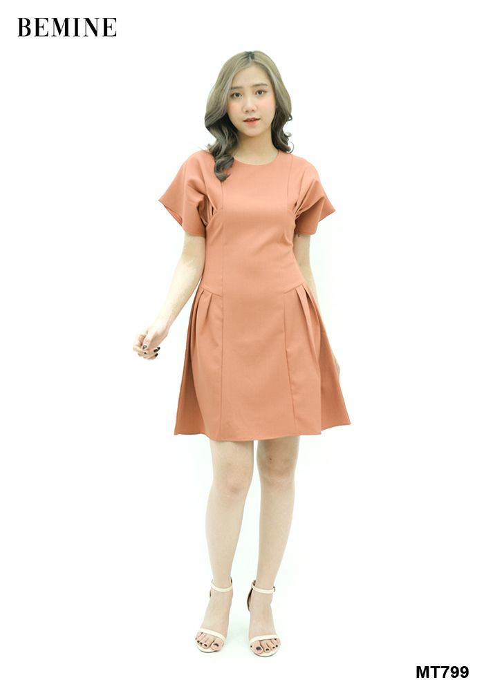 MT799GACH - Đầm xếp ly ngực tay cánh dơi