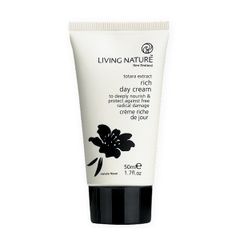 (TẶNG QUÀ) Kem Dưỡng Ẩm Ban Ngày Living Nature Rich Day Cream