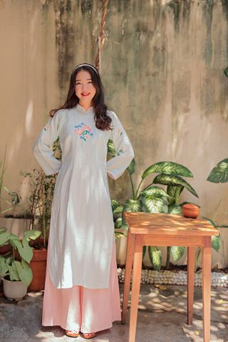 Áo dài linen Thêu tay Lam Hoa