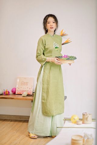 Áo dài linen Thêu tay Cúc Hoa