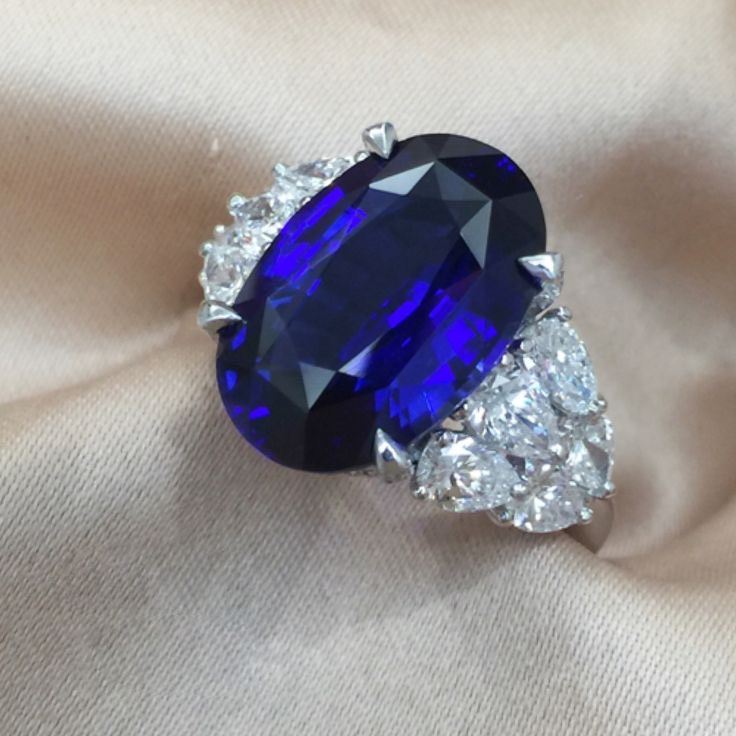 Nhẫn kim cương - Saphire N076
