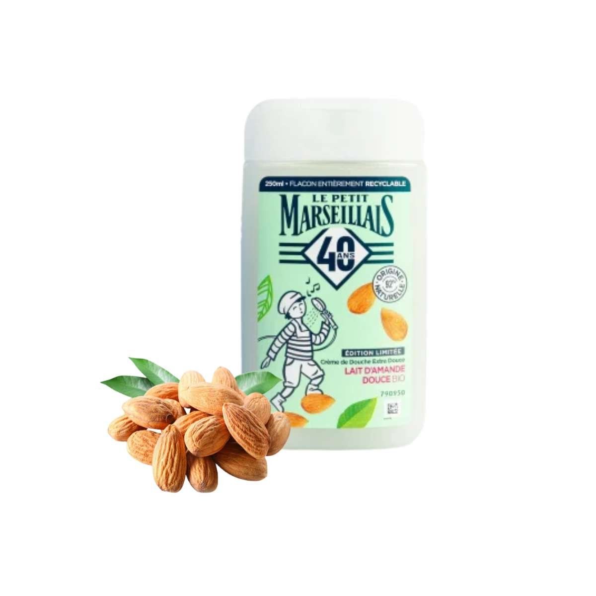 Sữa tắm 92% hữu cơ Le Petit Marseillais chiết xuất hạnh nhân chai 250 ml