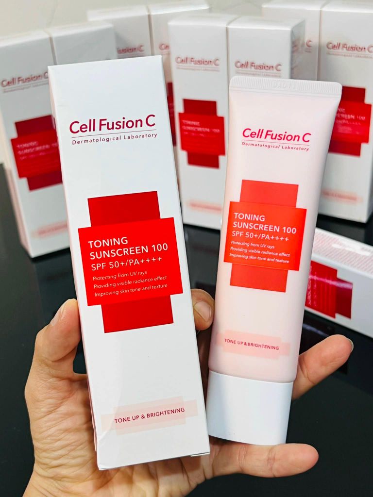 Kem chống nắng Cell Fusion C Toning Sunscreen SPF 50+/ PA+++ 50ml