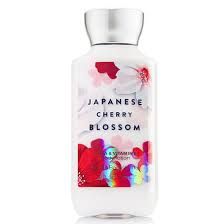 Dưỡng thể BATH and BODY WORKS Japanese Cherry Blossom 236ml