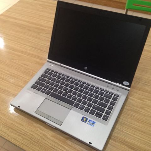 LAPTOP HP ELITEBOOK 8460P       Core i5 - 2520M // Ram 4GB // Hdd 250 GB // 14.0 inch wled //  DVD // Pin good // Sạc zin.