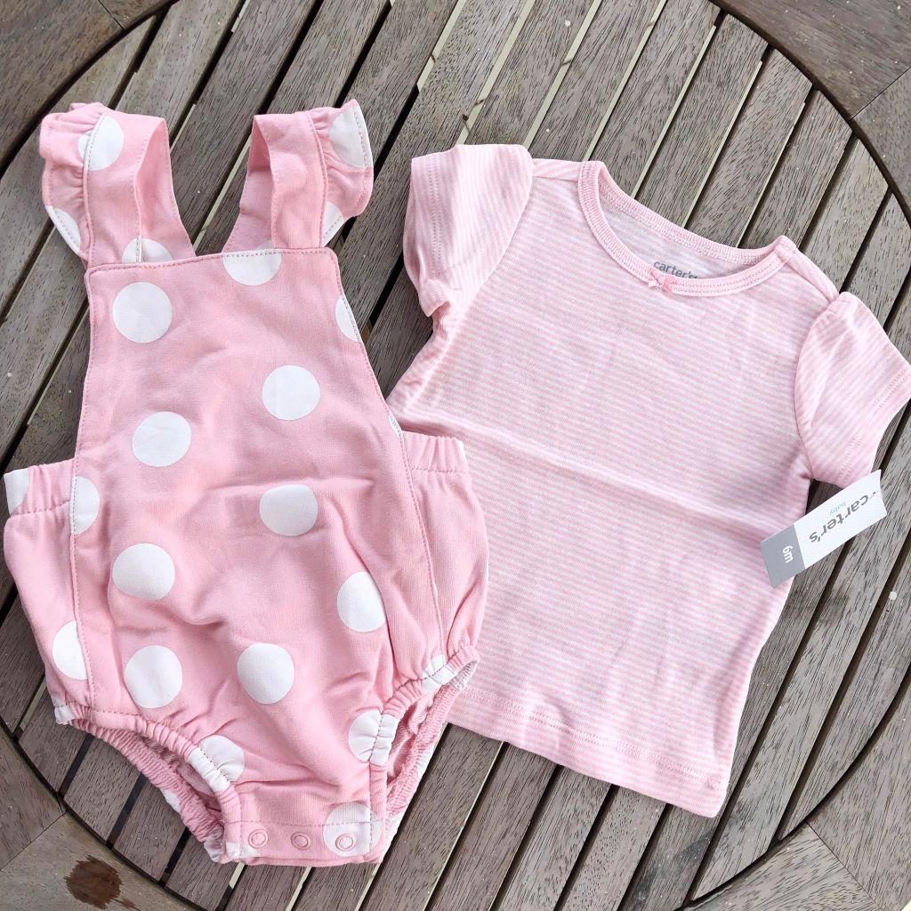 Set 2 món áo thun kèm yếm