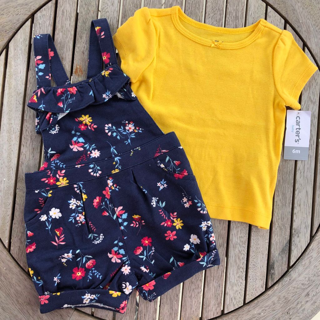 Set 2 món áo thun kèm yếm