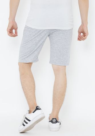 Quần shorts Titishop màu xám nhạt in số 69 và chữ trắng