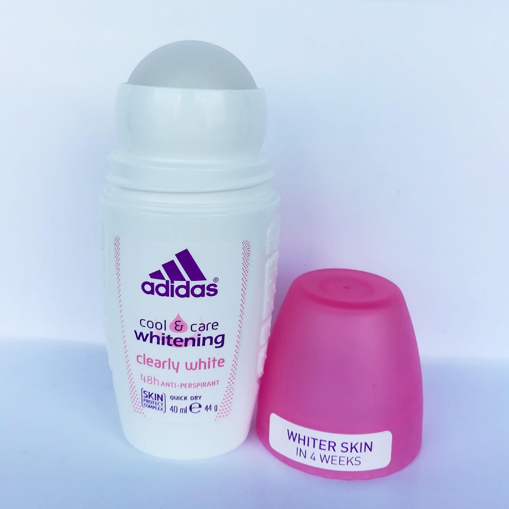 Lăn Khử Mùi Nữ Ngăn Mồ Hôi Adidas Clearly White 40ml