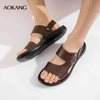 Sandal da bò Aokang cho NAM màu nâu size 25.5