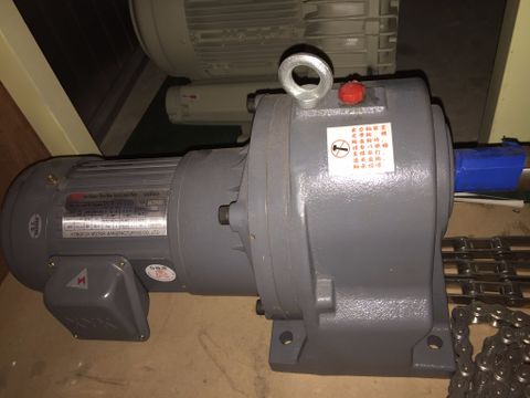 MOTOR GIẢM TỐC 0.75KW/380V,2KW,5.5KW